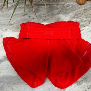 4’ Hotty Hot Low Rise Lined Shorts Size 2